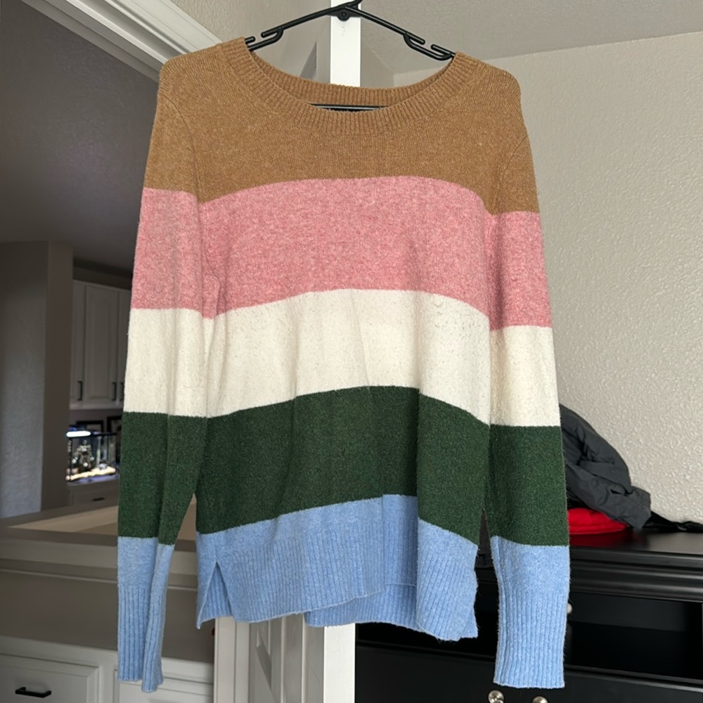 Jcrew extra soft colorblock sweater. Size small